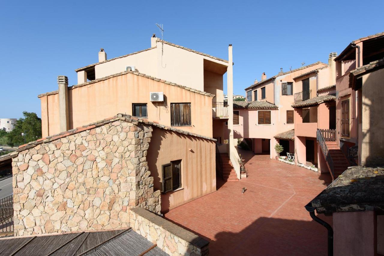 Appartamento Loft Lungomare Vista Mare E Monti Àrbatax Esterno foto